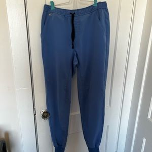 FIGS Tansen jogger scrub pant. Medium tall
